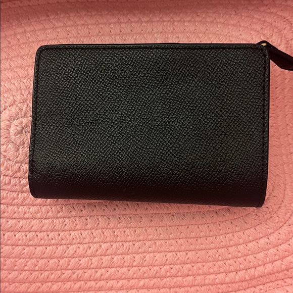 Coach Medium Corner Zip Wallet in Black with Gold Hardware - Picture 3 of 6